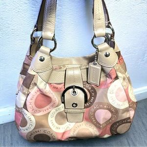 EUC Coach SoHo Snaphead Sateen Hobo Bag F18441.  Large and roomy bag!